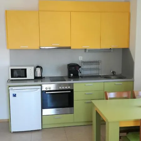 Apartment Green Life Yellow *